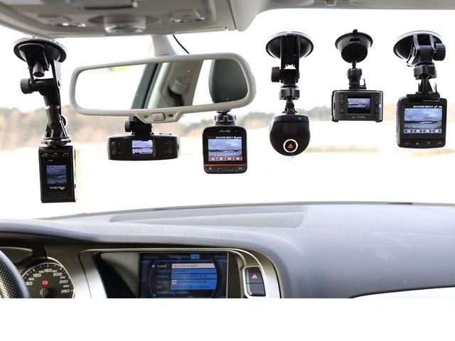 Camera hành trình ô tô và lý do bạn buộc phải lắp đặt